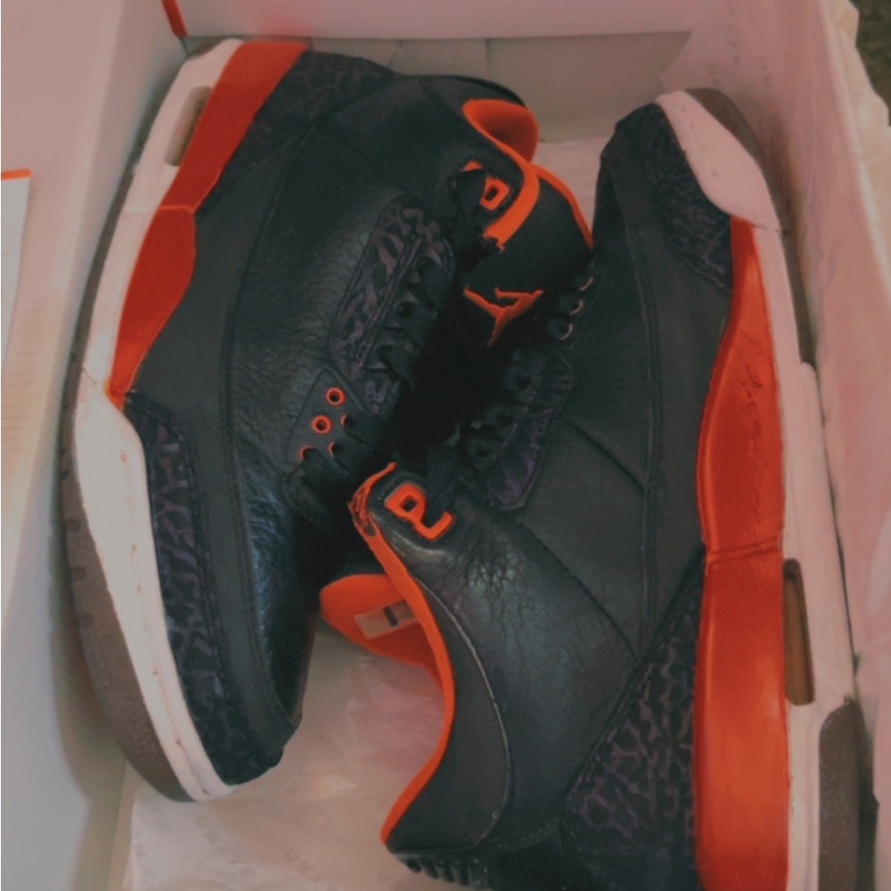 Men's Black and Red Jordan 3 shoes